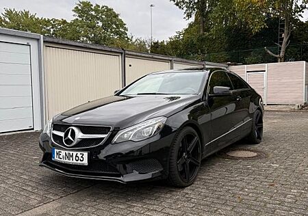 Mercedes-Benz E 320 E320 / E400 Coupe Sport Edition Autom. 7-G