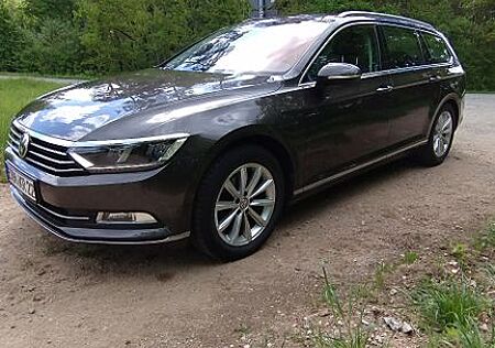VW Passat Variant Volkswagen 2.0 TDI BMT Highline Variant ...