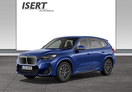 BMW iX1 xDrive30 M Sport A. +AHK+HUD+H&K+adap.LED