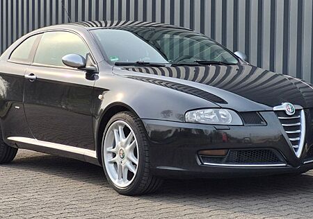 Alfa Romeo GT 2.0 JTS Blackline Edition