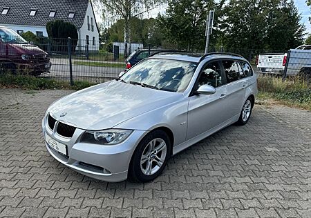 BMW 320i E91 touring Navigation PDC MFL Tempomat 3er