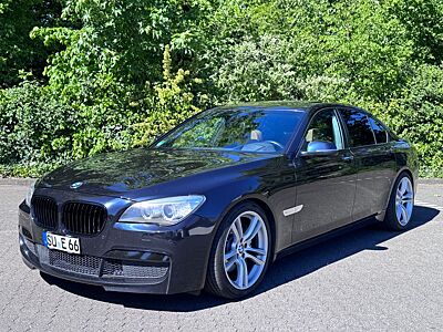 BMW 730d xDrive -M Paket Ab werk Vollausstattung