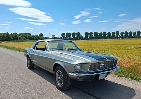 Ford Mustang 1968er Coupe V8