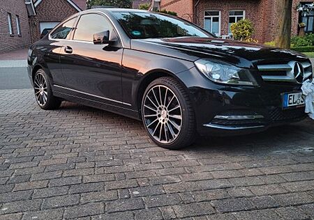 Mercedes-Benz C 180 Coupé -