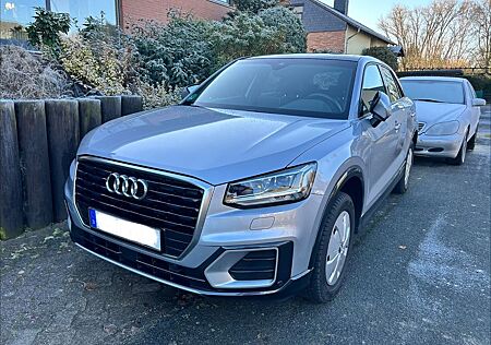 Audi Q2 design 35 TFSI S tronic