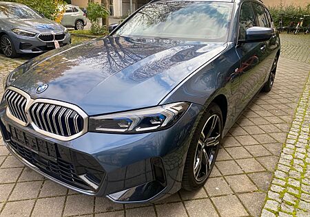 BMW 330 e xDrive Touring M Sport UVP: 85.649,06