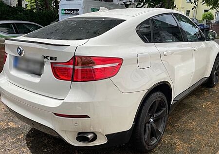 BMW X6 xDrive40d - 306 PS Weiß