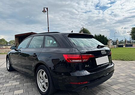 Audi A4 2.0 TDI 100kW ultra Attraction Avant Attr...