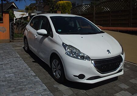 Peugeot 208 1.2 Active 82 VTi Active