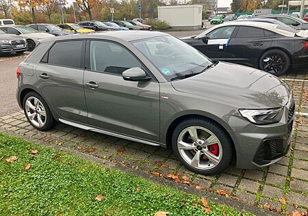 Audi A1 40 TFSI S line 207 PS Garantie bis 5J./100Tkm