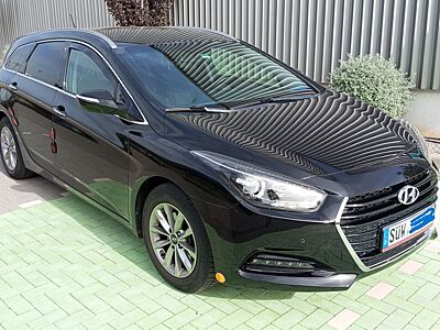 Hyundai i40 cw 1.6 Trend_NR_8xLMF_TÜV9/27_Tempo_LED_PDC!