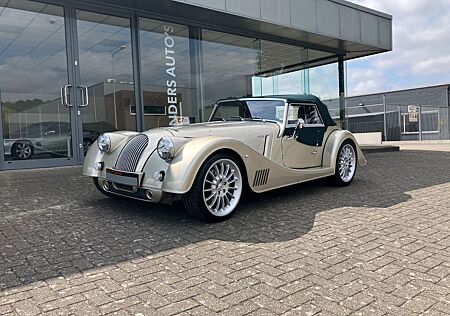 Morgan Plus 4 Plus 6 wie Neu 2023 Original : 4.768 km. !!!