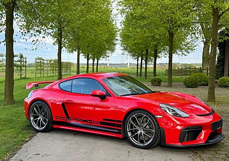Porsche Cayman GT4 GT4