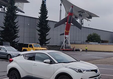 Toyota C-HR 1.8-l-VVTi Hybrid Lounge Lounge