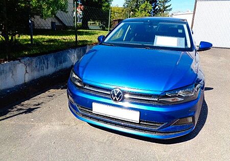 VW Polo Volkswagen VI United