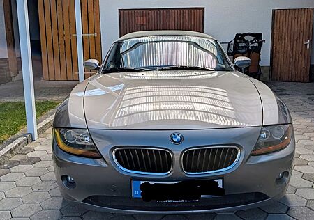 BMW Z4 2.5i - Freisprech, BT, gepflegt, unfallfrei