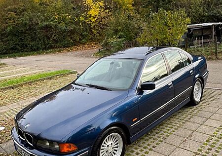 BMW 528i /e39/2.Hand/Vollschk/Tüv27/TopZustand