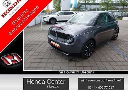 Honda e Advance 17" Illumination/Leder