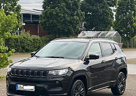 Jeep Compass 1.3l S Plug-In 4xe 177kW Automatik 4WD