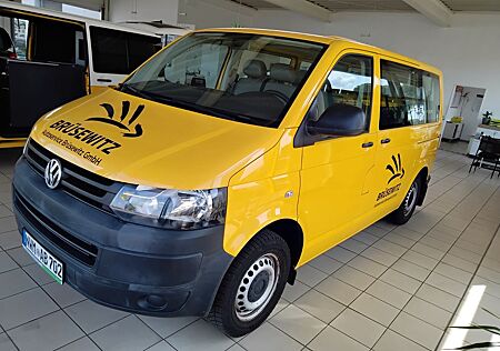 VW T5 Volkswagen 9-Sitzer
