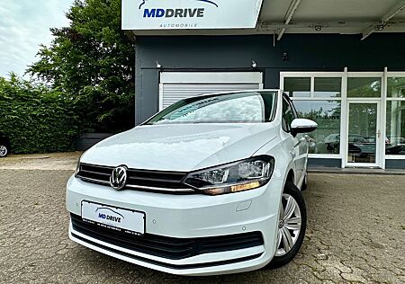 VW Touran Volkswagen 1.6 TDI NAVI/KLIMA/TEMPO/PDC/SITZHEIZUNG