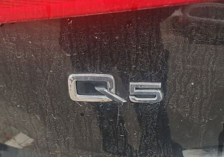 Audi Q5 3.0 TDI DPF S tronic quattro -