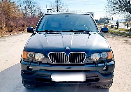 BMW X5 4,4i mit LPG-Autogas und einen Jahr TÜV