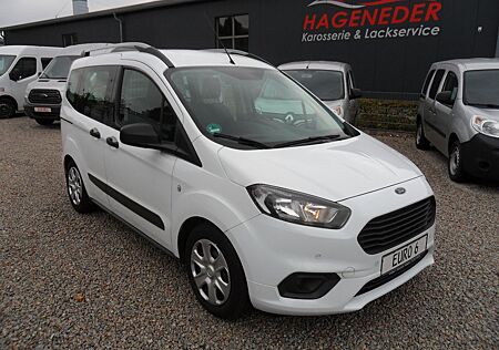 Ford Tourneo Courier 1.5 TDCi Ambiente