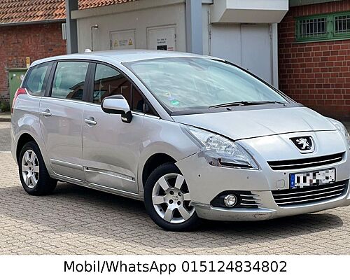 Peugeot 5008 1.6 Benzin / 7.Sitzer Active 120 VTi /EURO5