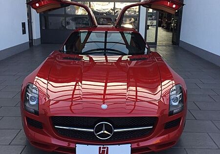 Mercedes-Benz SLS AMG Coupe AMG SPEEDSHIFT DCT GT Optik!!!