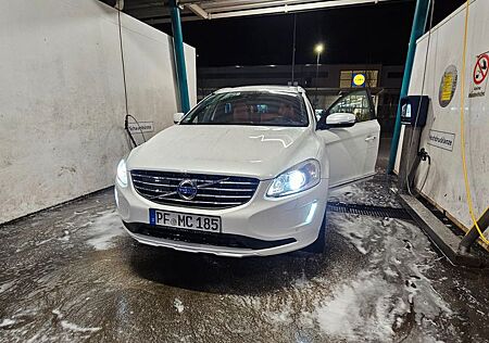 Volvo XC 60 XC60 T6 AWD Summum Geartronic Summum