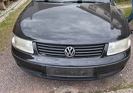 VW Passat Volkswagen 1.8 Turbo - Kombi