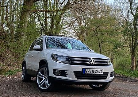 VW Tiguan Volkswagen 2.0 TDI 170ps 4MOTION Sport & Style S...
