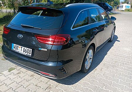 Kia Cee'd Sportswagon 1.6 Diesel milder Hybrid