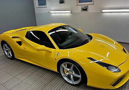 Ferrari 488 GTB 488 Spider