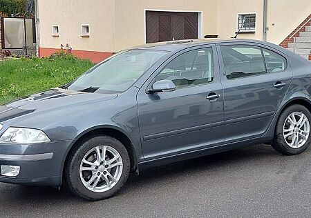 Skoda Octavia 1.6 (85kw)