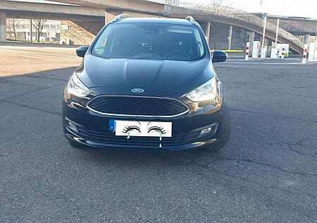 Ford Grand C-Max 1,0 EcoBoost 92kW Cool & Connect...