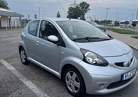 Toyota Aygo (X) Aygo (X) 1,0 -