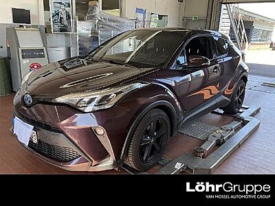 Toyota C-HR Hybrid Team D