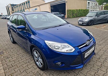 Ford Focus Turnier Sync Edition