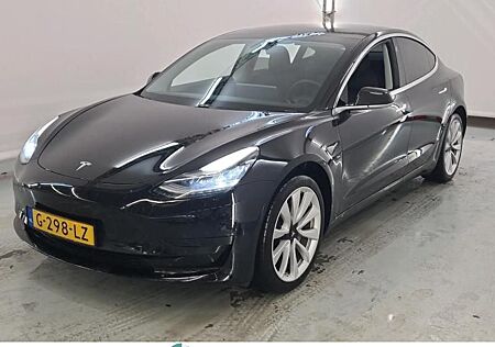 Tesla Model 3 Standart Range Aut. Pano LED Navi Leath