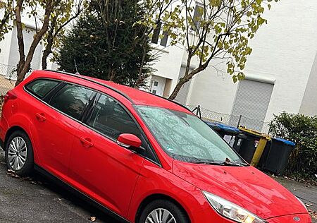 Ford Focus 1,5 TDCi !! FESTPREIS !!