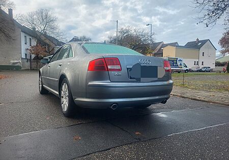 Audi A8 L FSI 3.2 multitronic -