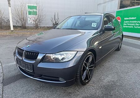 BMW 320i Klima* Schiebedach* Navi*