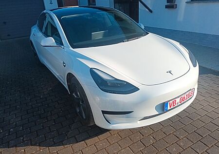 Tesla Model 3 Standard-Reichweite Plus - Hinterrad...