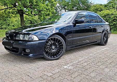 BMW 520i Individual M - Paket