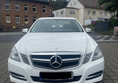 Mercedes-Benz E 200 CDI AVANTGARDE AVANTGARDE