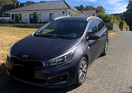 Kia Cee'd Sportswagon gebraucht kaufen Kia Cee'd Sportswagon 1.6 CRDi Spirit Sportswago...