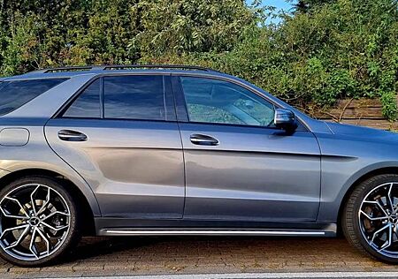 Mercedes-Benz GLE 400 4MATIC -