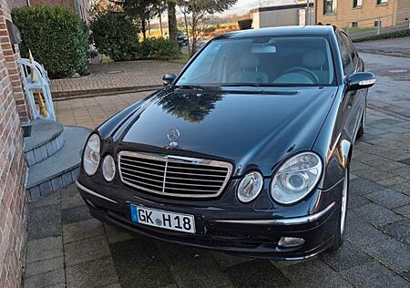 Mercedes-Benz E 320 AVANTGARDE Avantgarde